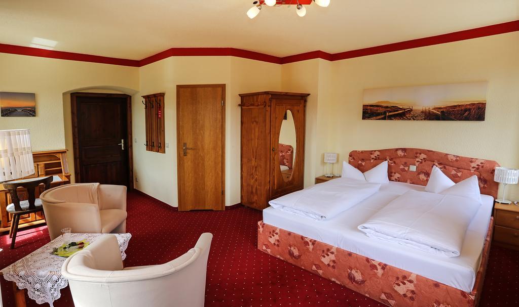 Landhotel Thuermchen Schirgiswalde-Kirschau Dış mekan fotoğraf